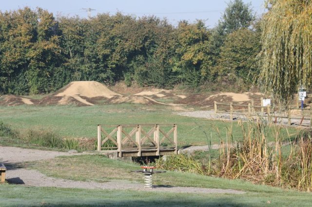 Le pumptrack au Parc du Lavoir...